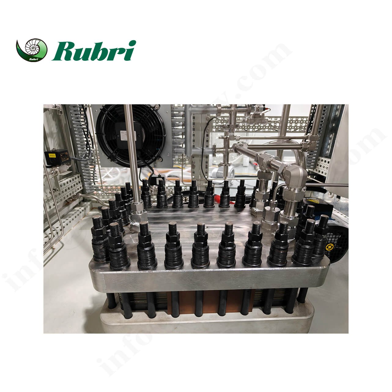 Instalație de producție a generatorului de hidrogen PEM de înaltă puritate, 100Nm3/h, 500KW, 99,999%